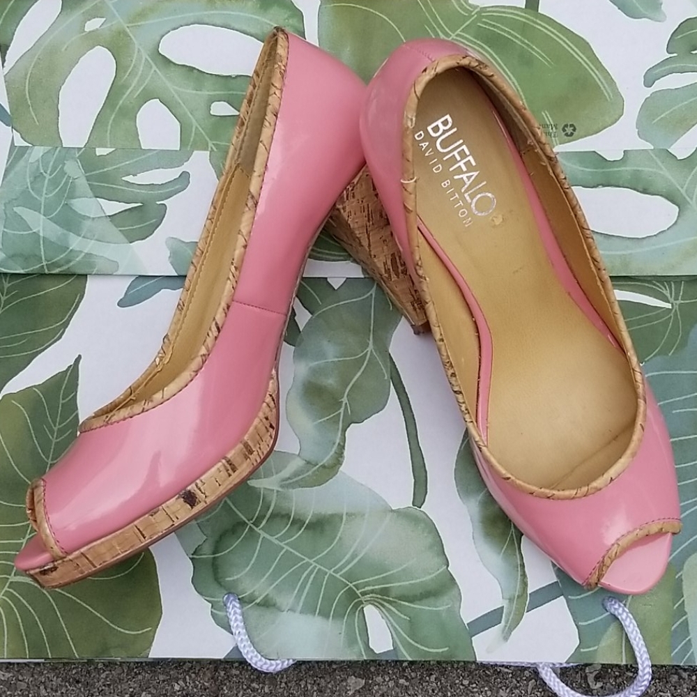 Buffalo David Bitton heels